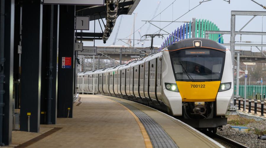 Brent Cross West train arriving at the platform